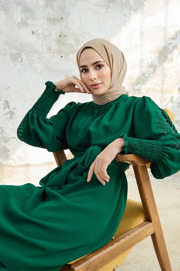 Kolları Taş İşlemeli Takım - Zümrüt