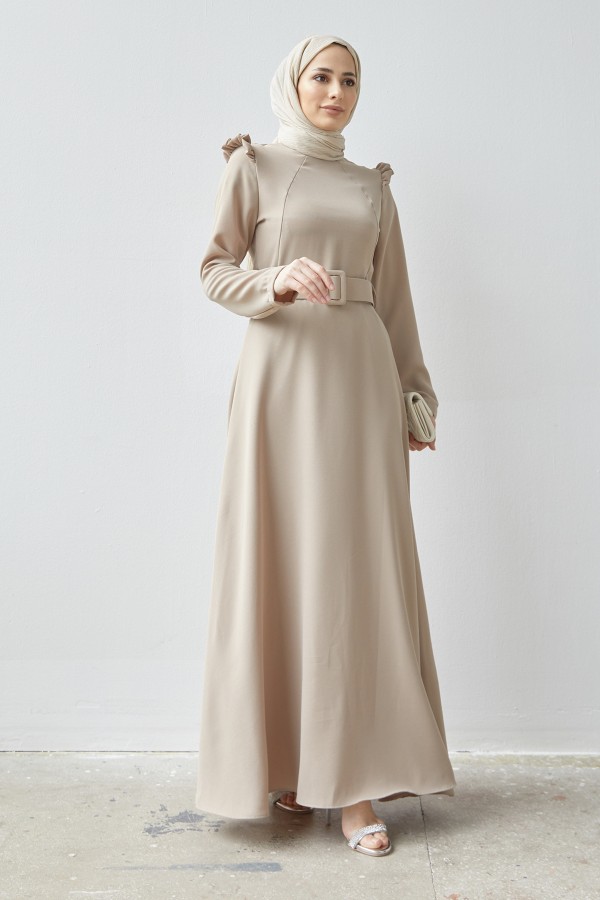 Omuz Volanlı Kemerli Elbise - Bej