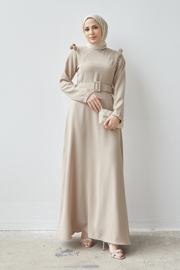 Omuz Volanlı Kemerli Elbise - Bej