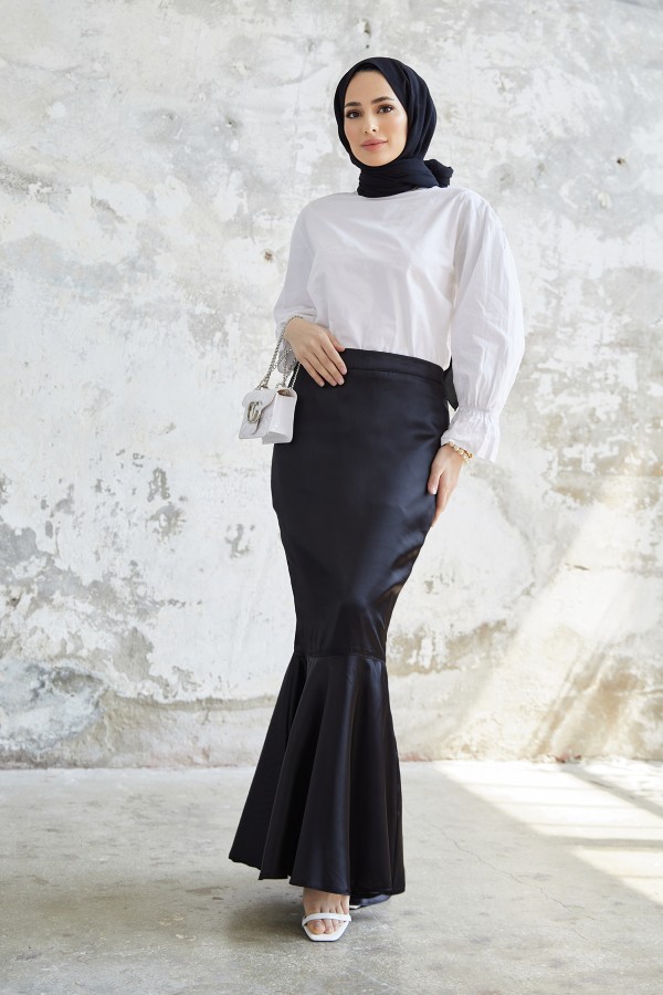 Flared Satin Skirt - Black