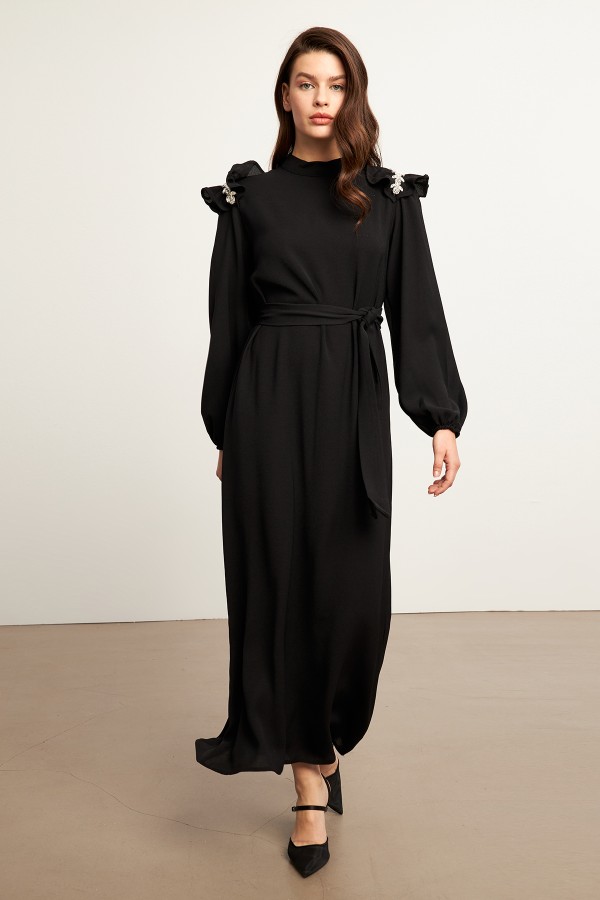 Layla Aksesuarlı Elbise - Siyah