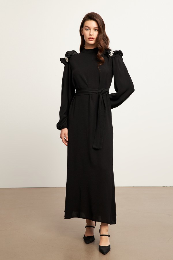 Layla Aksesuarlı Elbise - Siyah