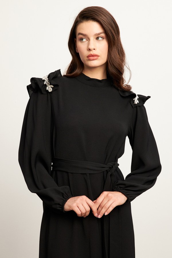 Layla Aksesuarlı Elbise - Siyah