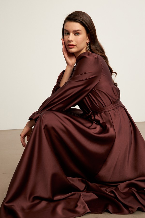 Liza Kuşaklı Saten Elbise - Koyu Kahve