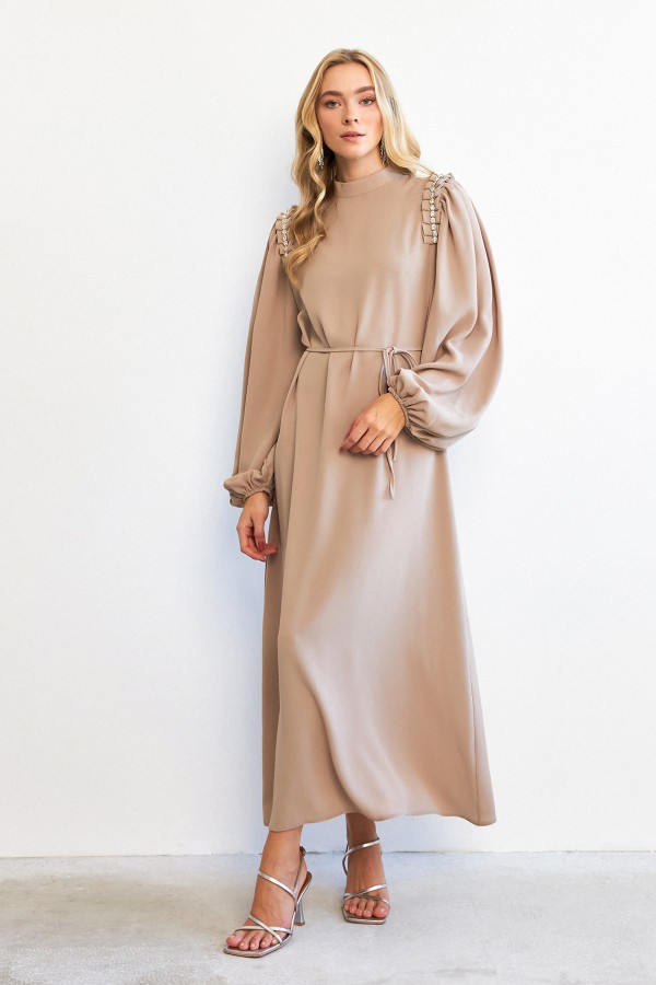 Nova Omuz Detaylı Elbise - Bej