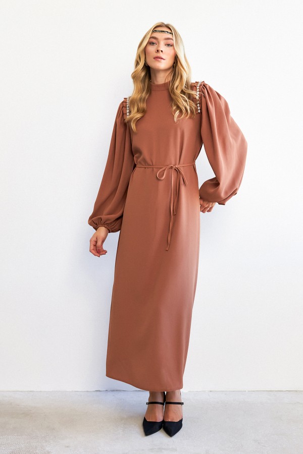 Nova Omuz Detaylı Elbise - Camel