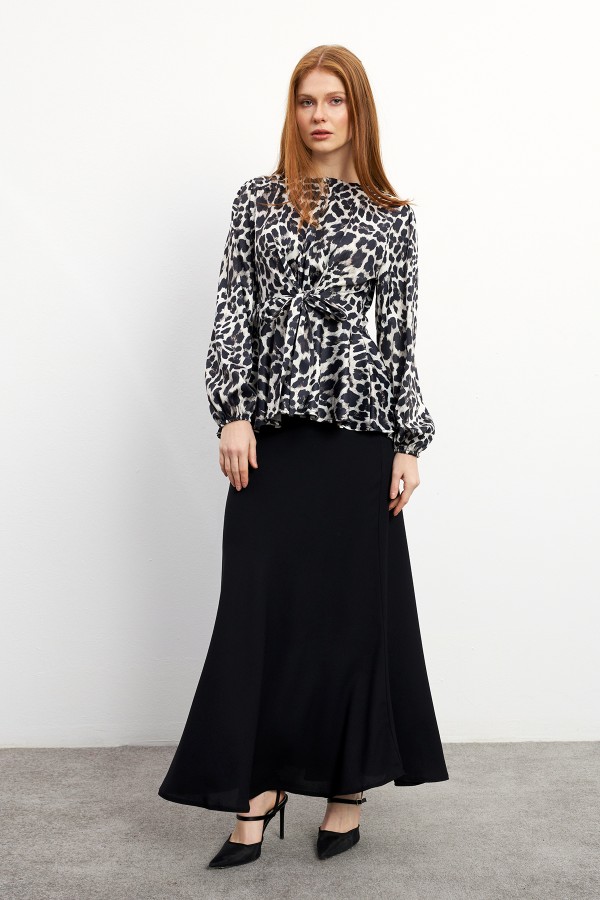 Leopard Patterned Blouse Skirt Set - Black