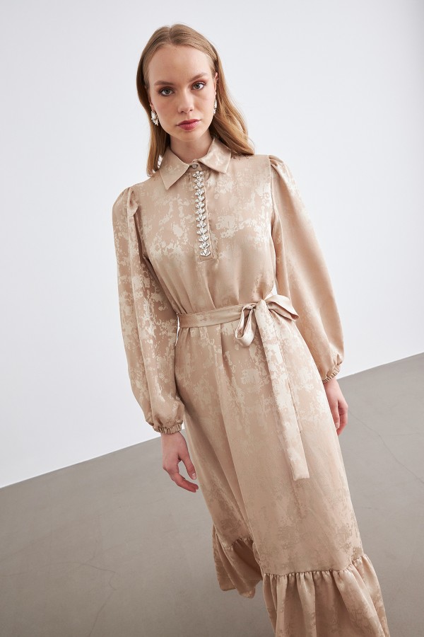 Mayra Taşlı Jakar Elbise - Bej