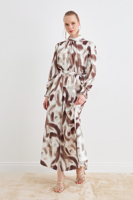 Desenli Saten Elbise - Kahve