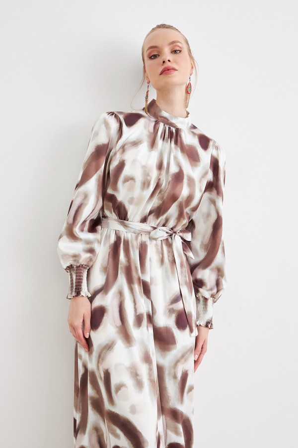 Desenli Saten Elbise - Kahve