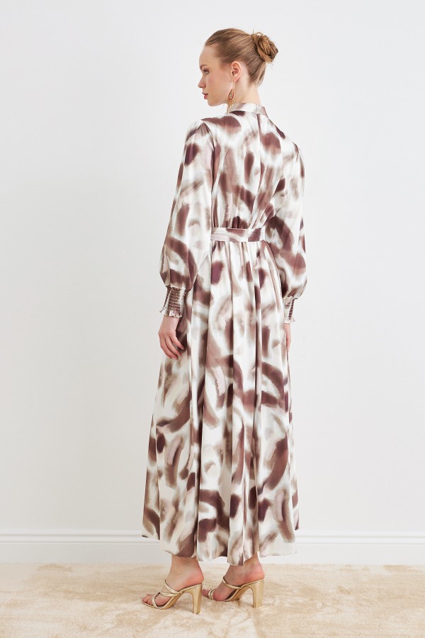 Desenli Saten Elbise - Kahve