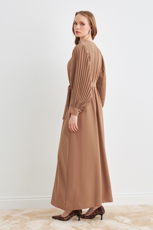 Kolları Piliseli Abaya - Camel