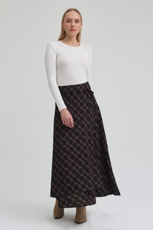 Ekoseli Kapaklı Etek - Kahve Ekoseli Kapaklı Etek - Kahve