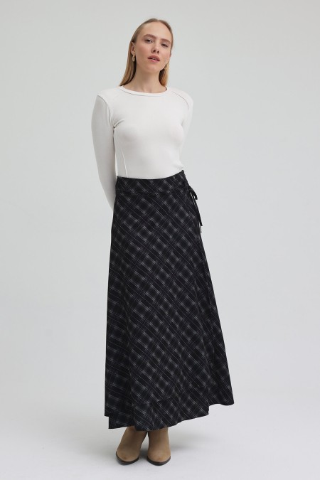 Ekoseli Kapaklı Etek - Siyah