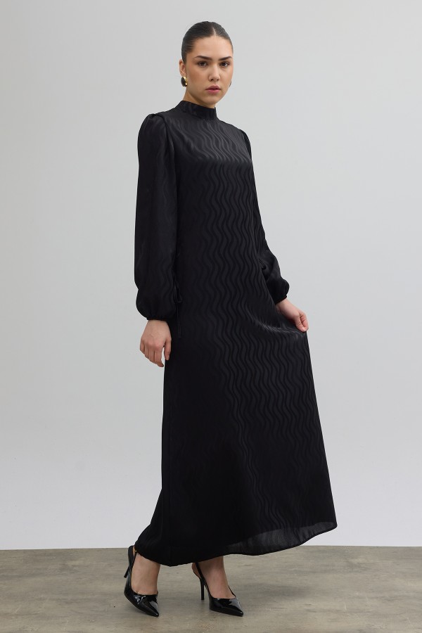 Yan Bağcık Detaylı Jakar Elbise - Siyah