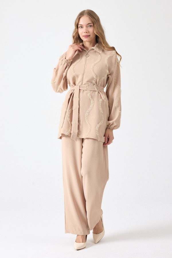Püskül Detaylı Fermuarlı Takım - Bej