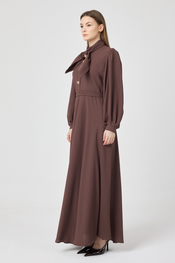 Fular Yaka Kuşaklı Elbise - Vizon