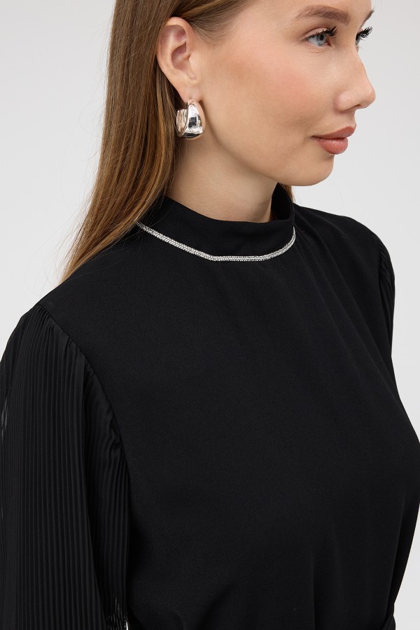Chiffon Dress with Trim Details - Black
