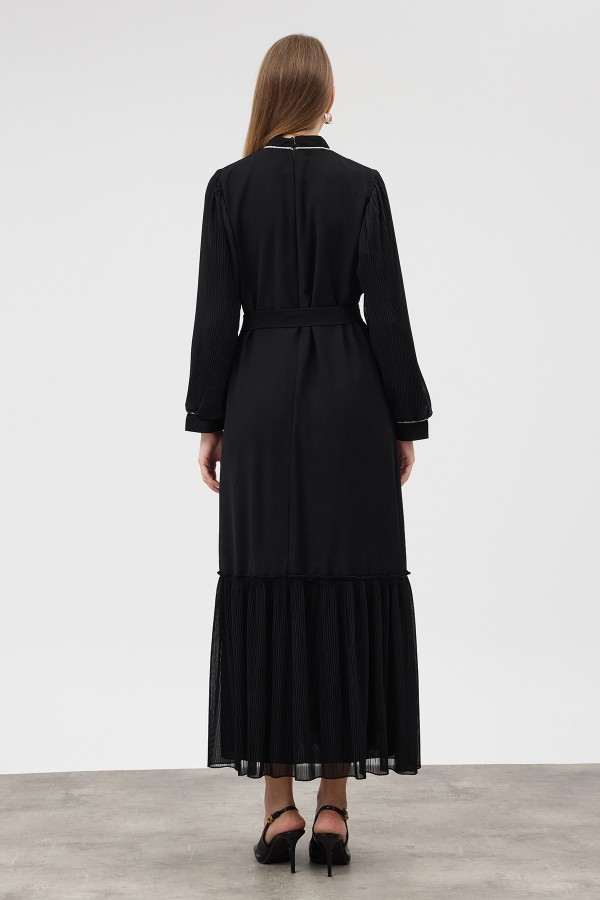 Chiffon Dress with Trim Details - Black