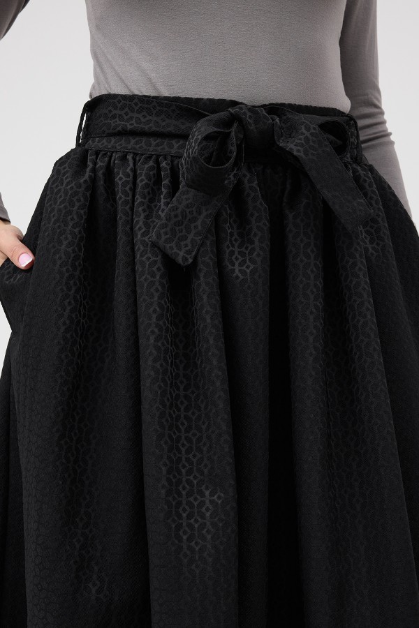 Matilda Jacquard Skirt - Black