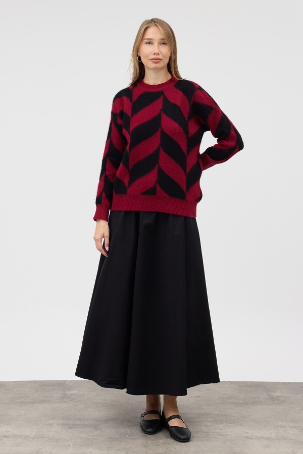 Crew Neck Patterned Knit Sweater - Burgundy