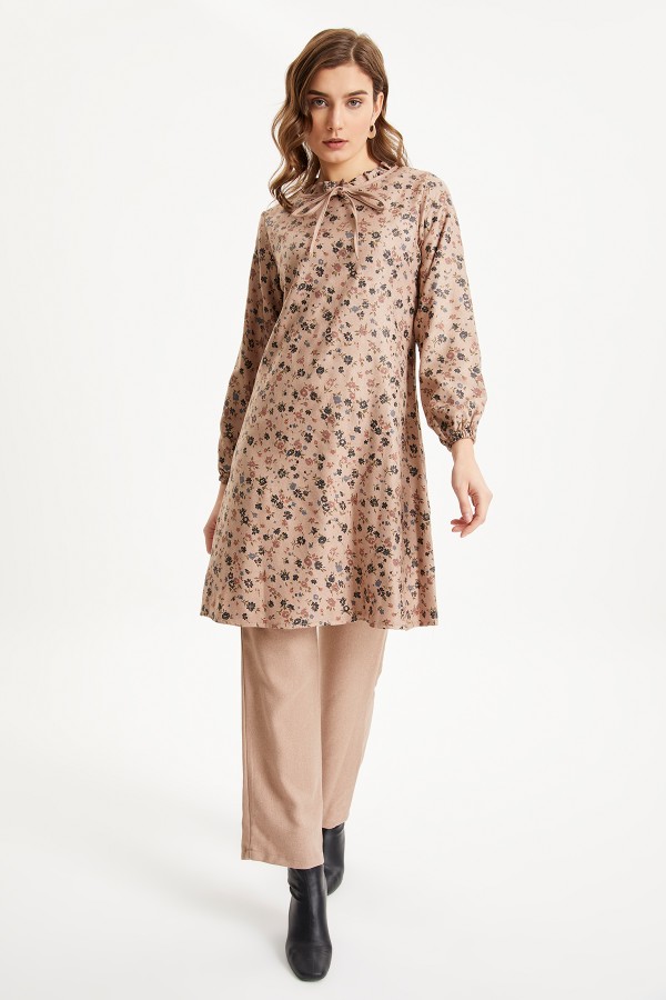 Çiçek Desenli Tunik Pantolon Takım