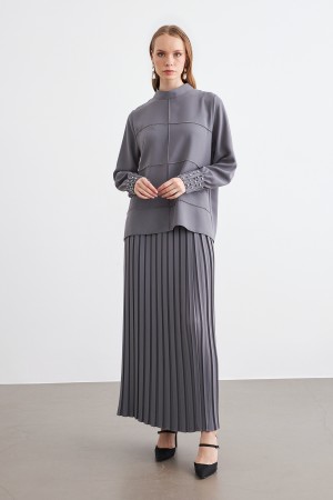 Arin Pleated Two Piece Suit - Gray Arin Pleated Two Piece Suit - Gray