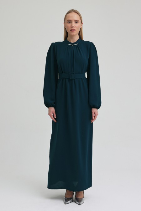 Yakası Taşlı Kemerli Elbise - Petrol